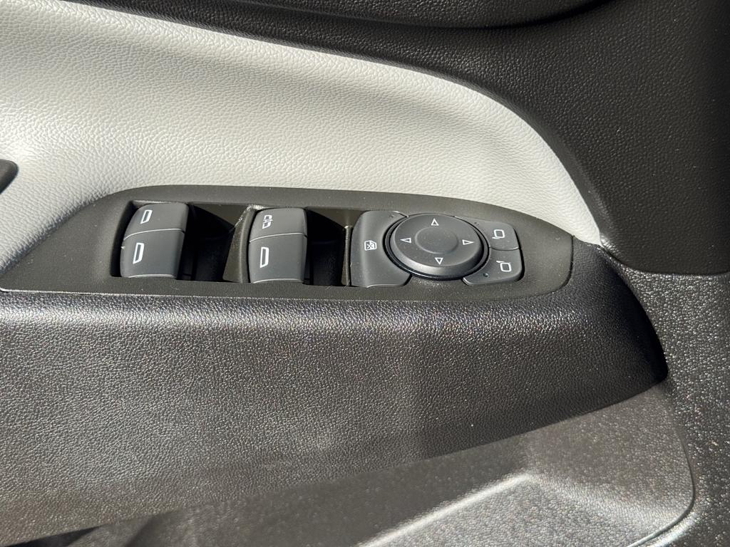 Thumbnail: 2024 Chevrolet Equinox - 22