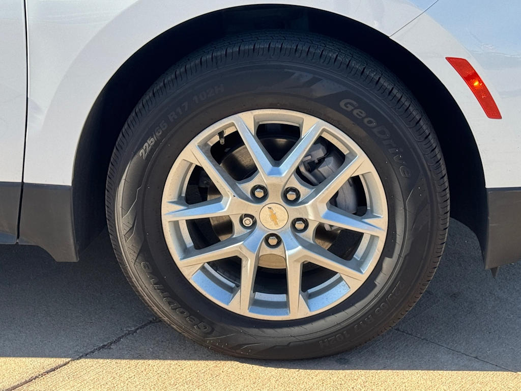 Thumbnail: 2024 Chevrolet Equinox - 6