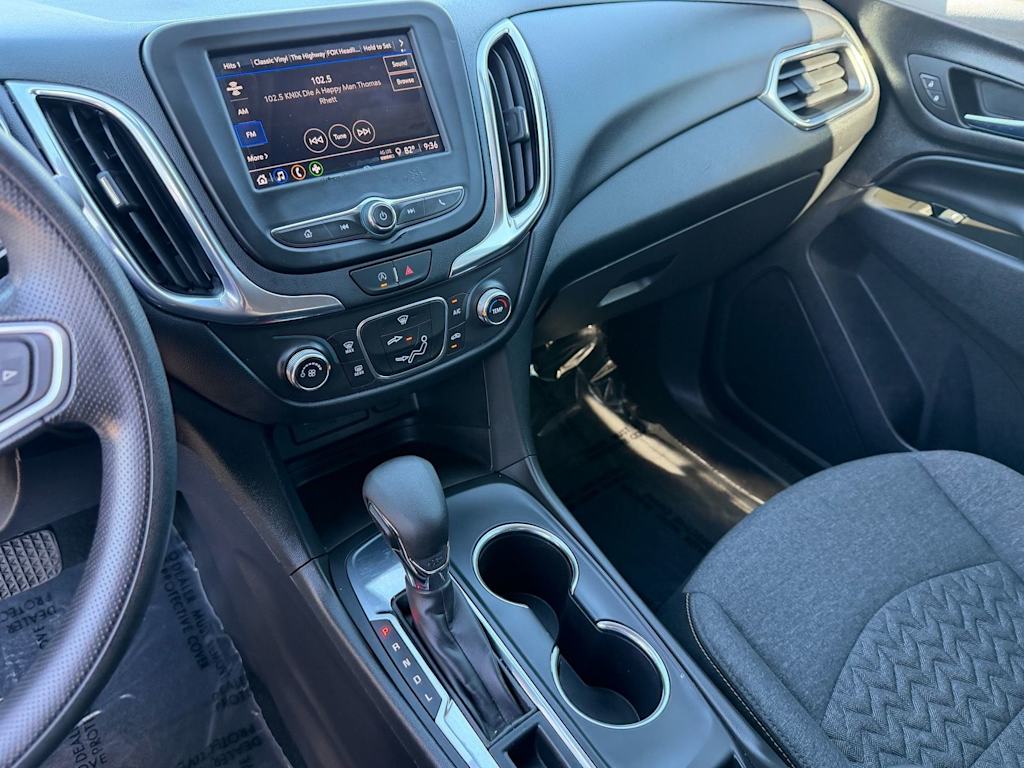 Thumbnail: 2022 Chevrolet Equinox - 11