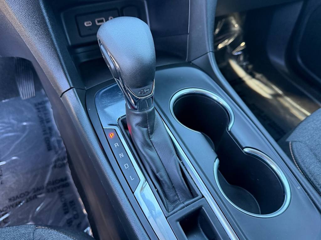 Thumbnail: 2022 Chevrolet Equinox - 12