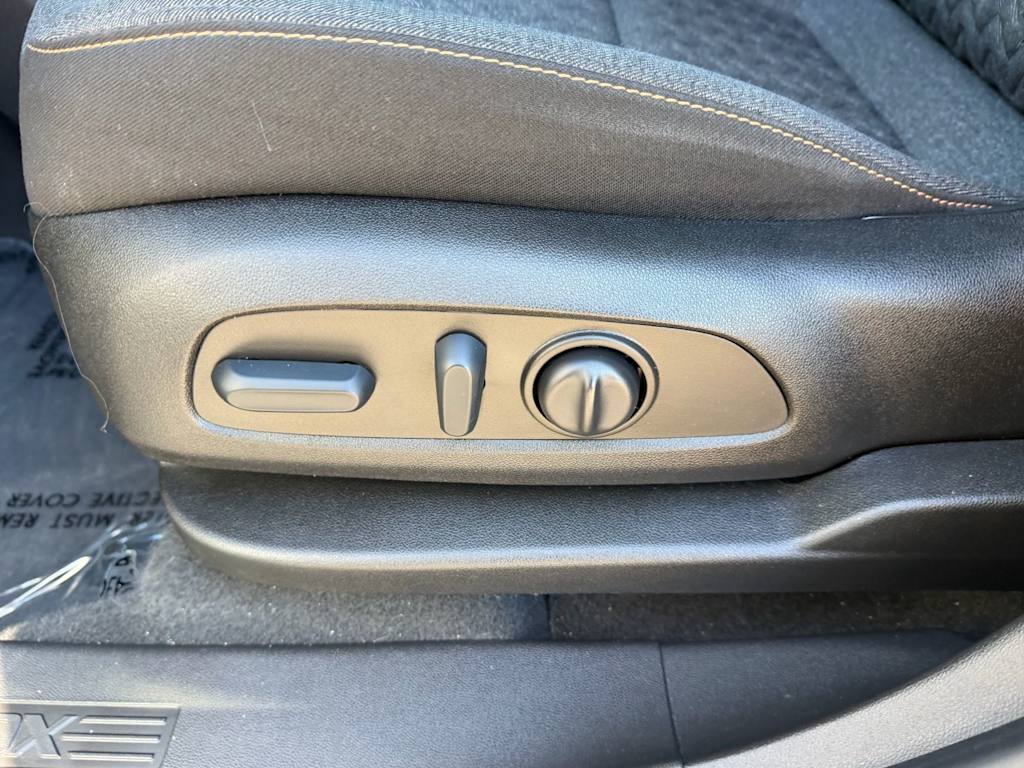 Thumbnail: 2022 Chevrolet Equinox - 24