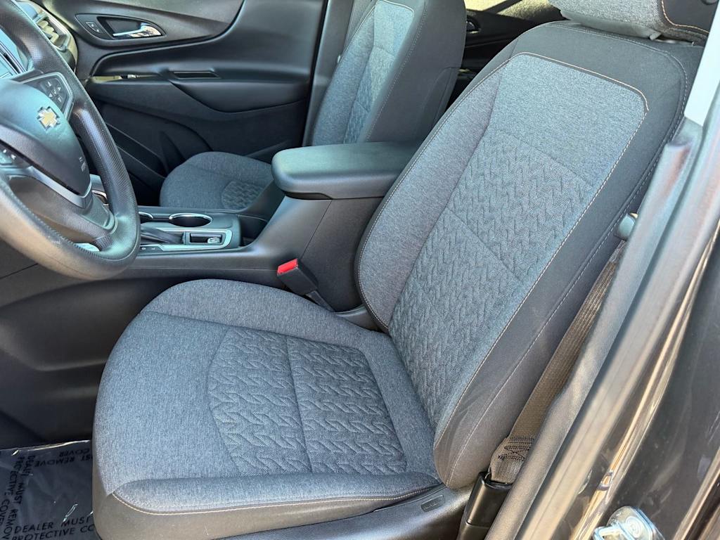 Thumbnail: 2022 Chevrolet Equinox - 23