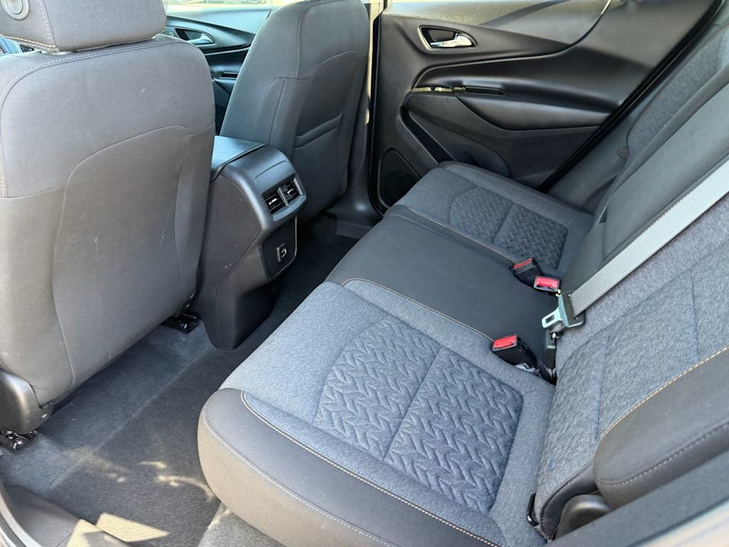 Thumbnail: 2022 Chevrolet Equinox - 10