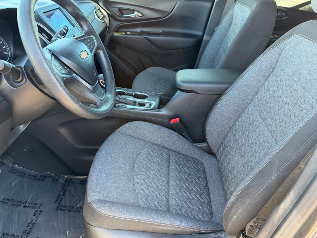 Thumbnail: 2022 Chevrolet Equinox - 22