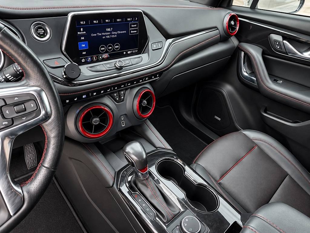 Thumbnail: 2019 Chevrolet Blazer - 8