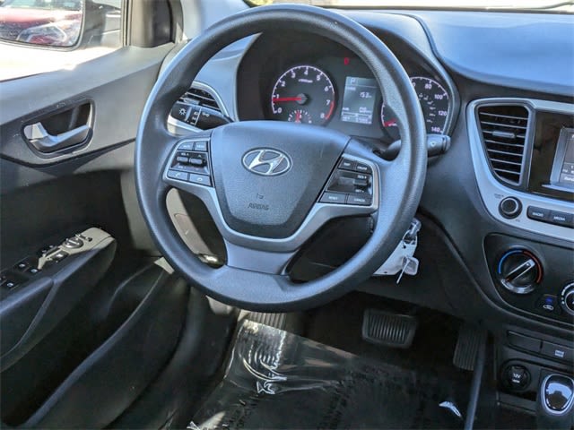 2021 Hyundai Accent SE 13