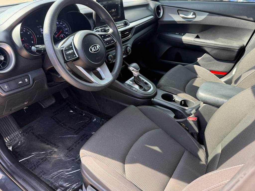 Thumbnail: 2021 Kia Forte - 2