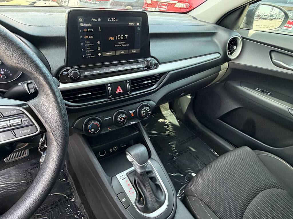 Thumbnail: 2021 Kia Forte - 13