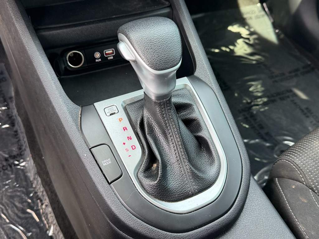 Thumbnail: 2021 Kia Forte - 15