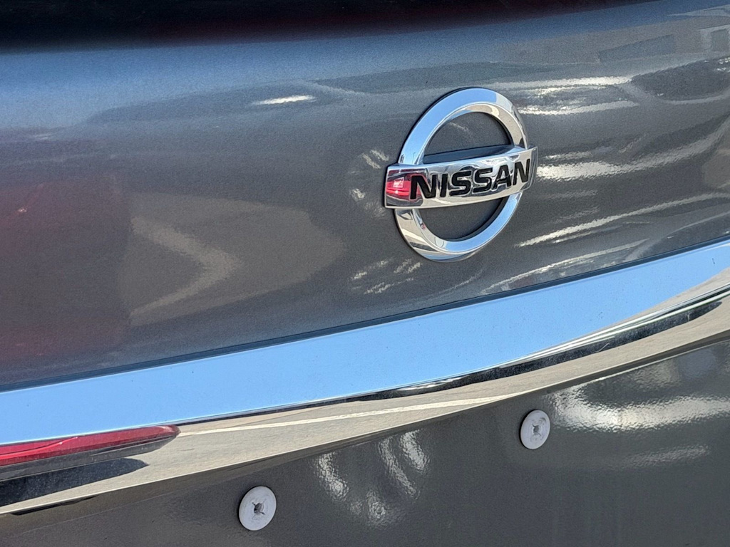 Thumbnail: 2019 Nissan Sentra - 18
