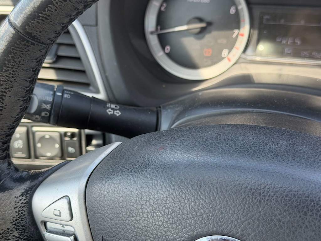 Thumbnail: 2015 Nissan Sentra - 5
