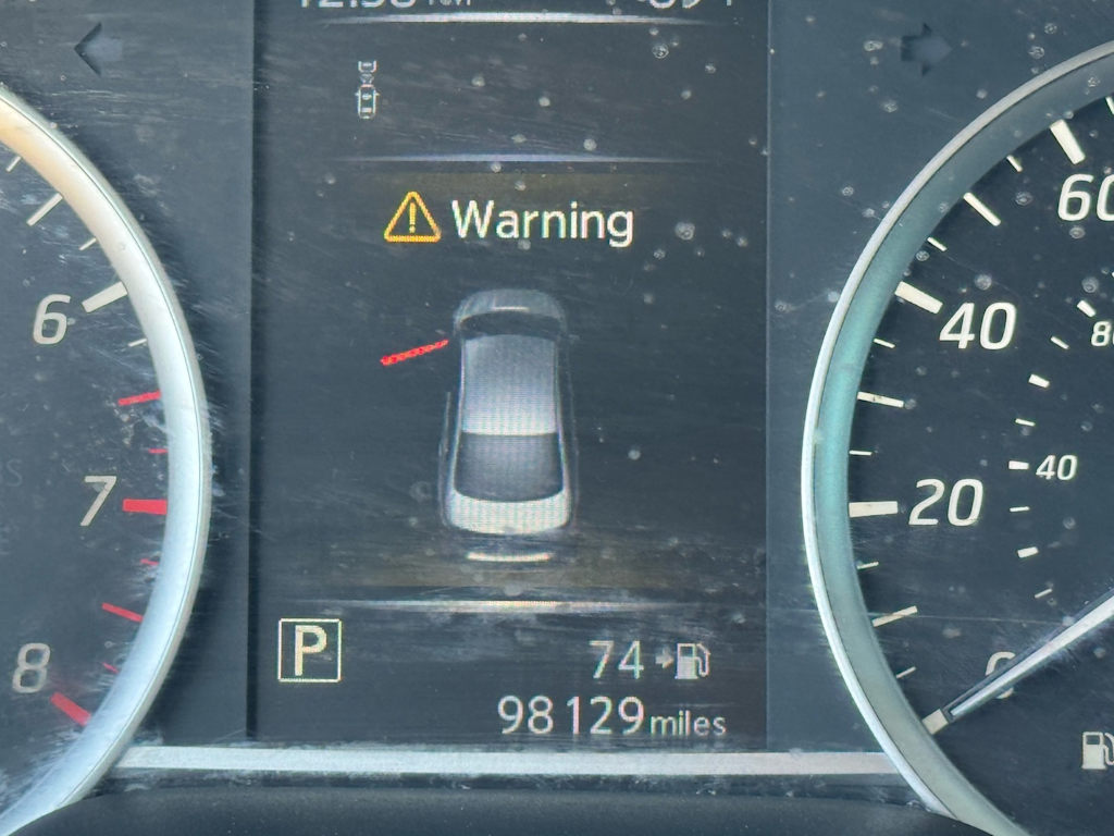 Thumbnail: 2018 Nissan Sentra - 26