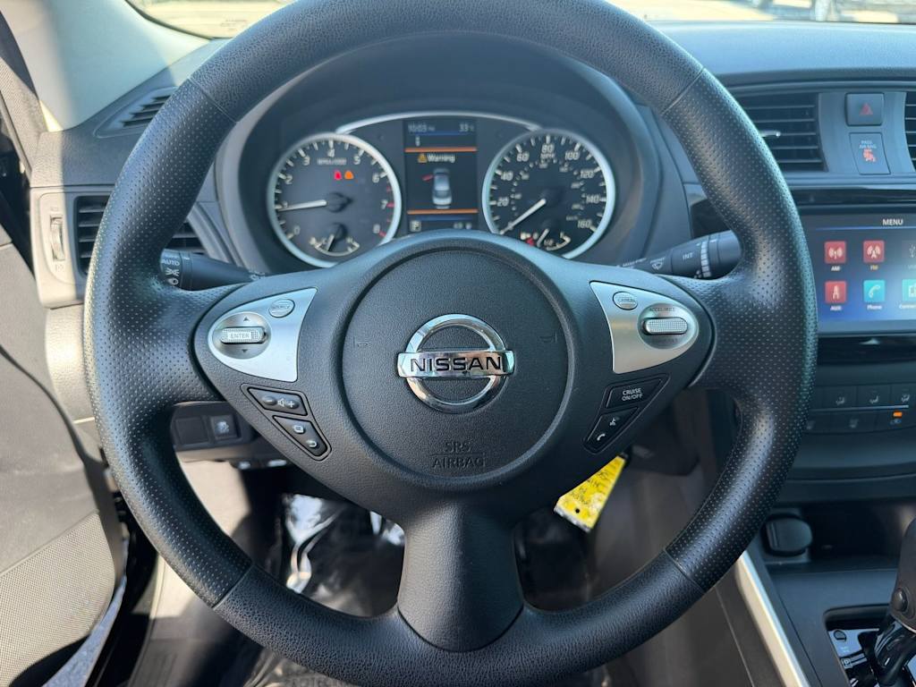 Thumbnail: 2019 Nissan Sentra - 10