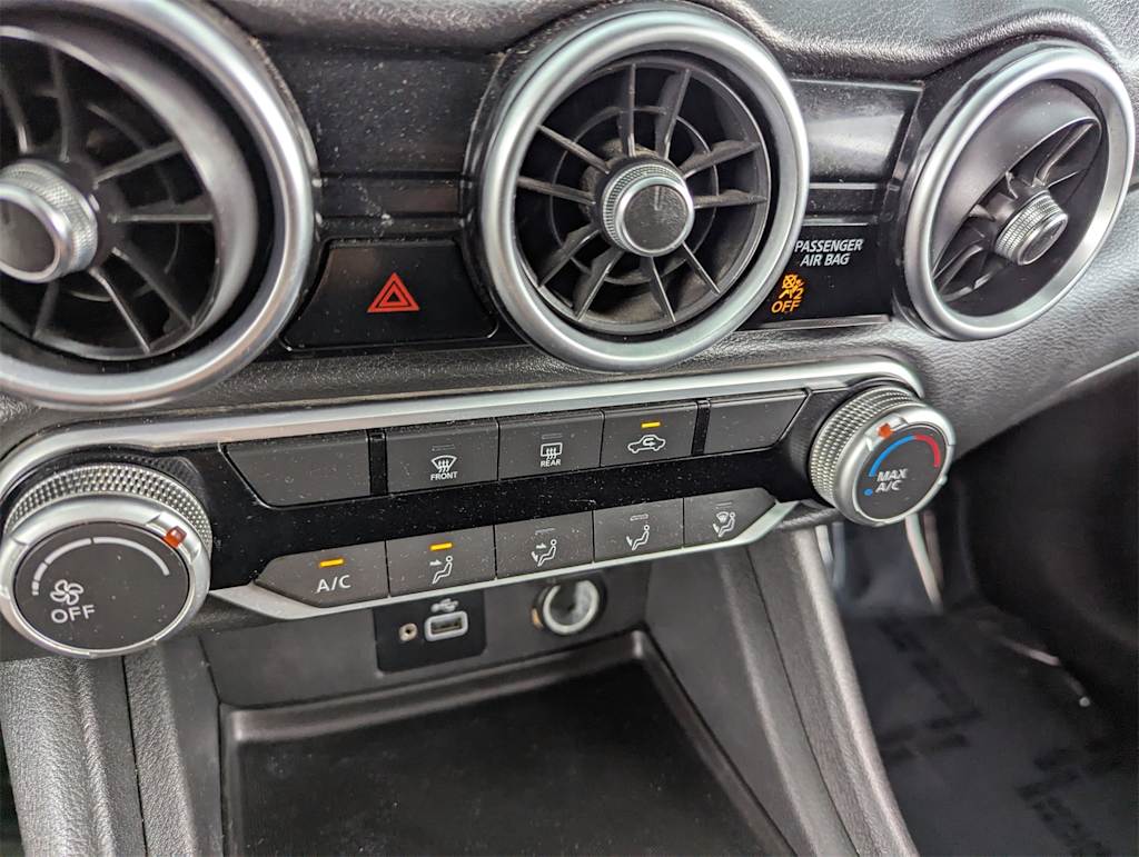 Thumbnail: 2021 Nissan Sentra - 27