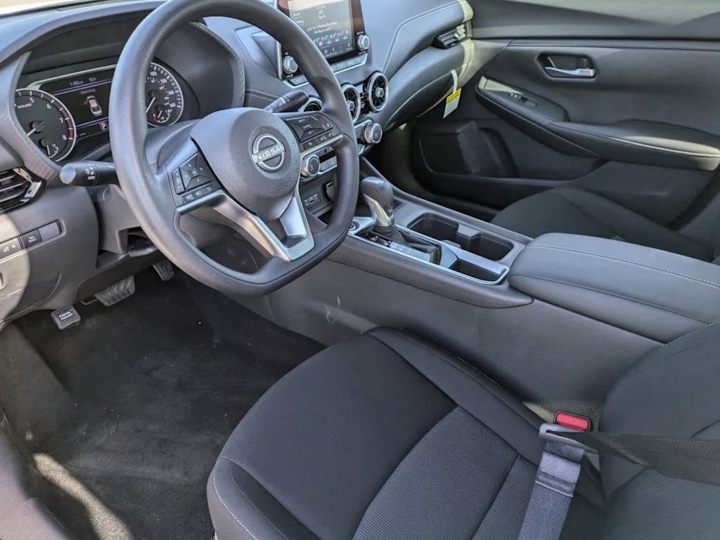 Thumbnail: 2025 Nissan Sentra - 2