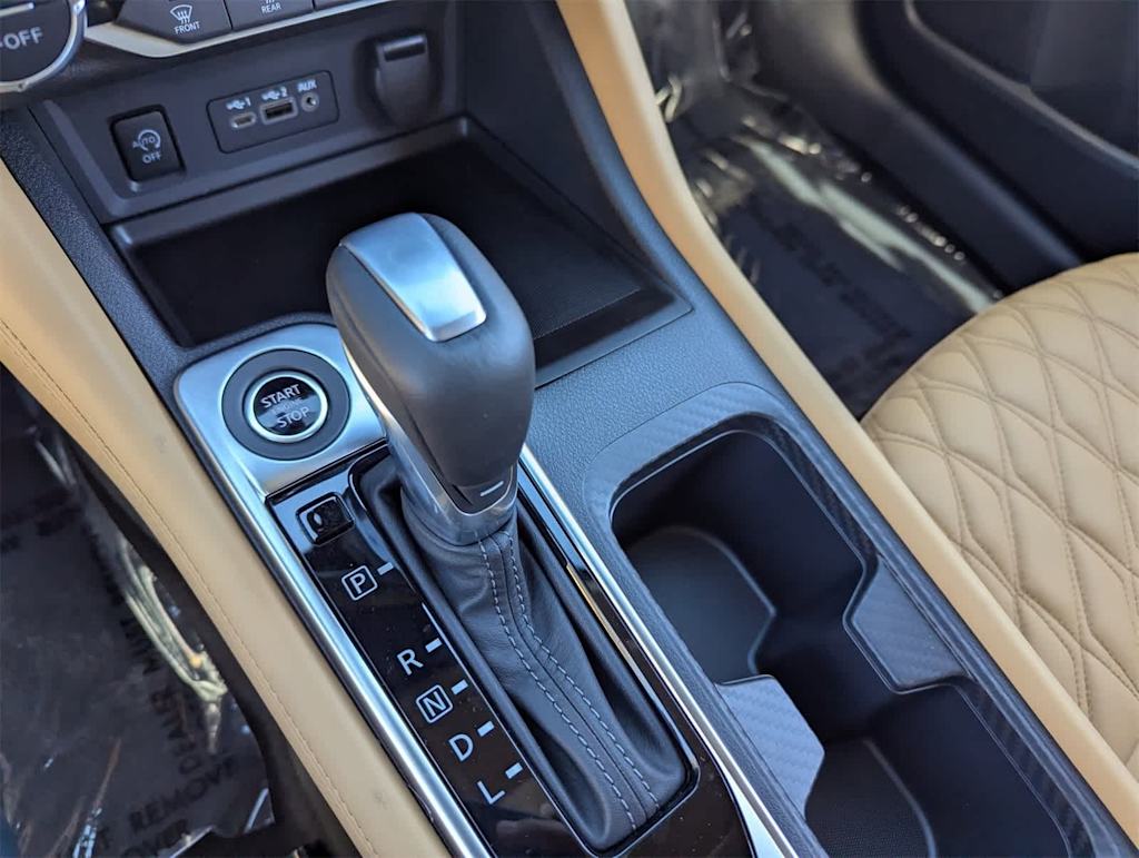 Thumbnail: 2025 Nissan Sentra - 12