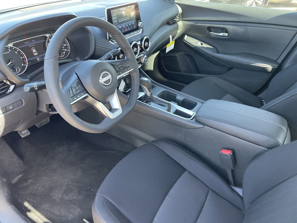 Thumbnail: 2025 Nissan Sentra - 2