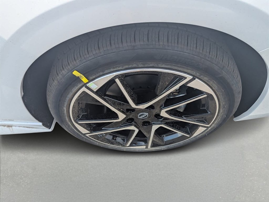 Thumbnail: 2025 Nissan Sentra - 6