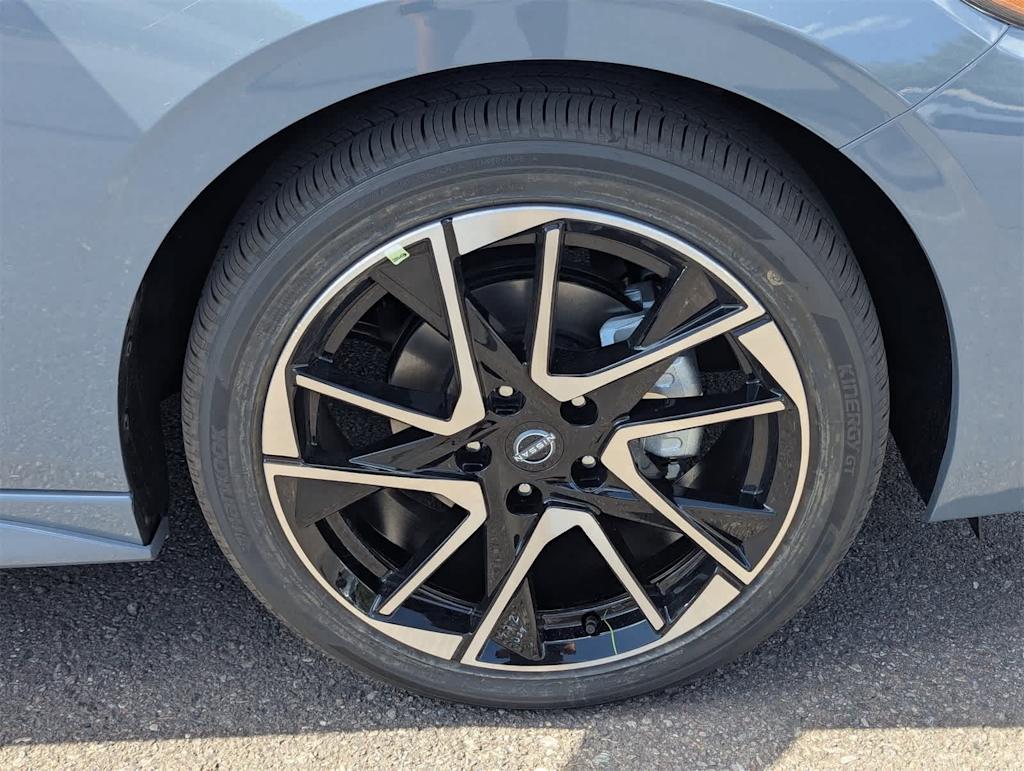 Thumbnail: 2025 Nissan Sentra - 7