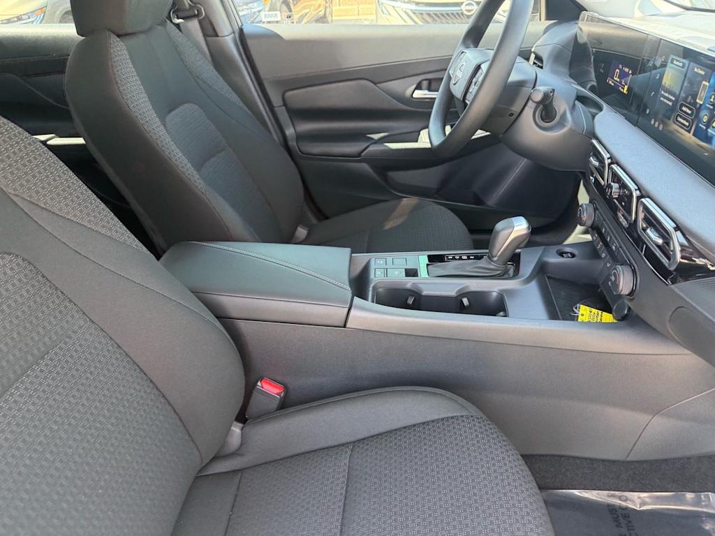 Thumbnail: 2026 Nissan Sentra - 8