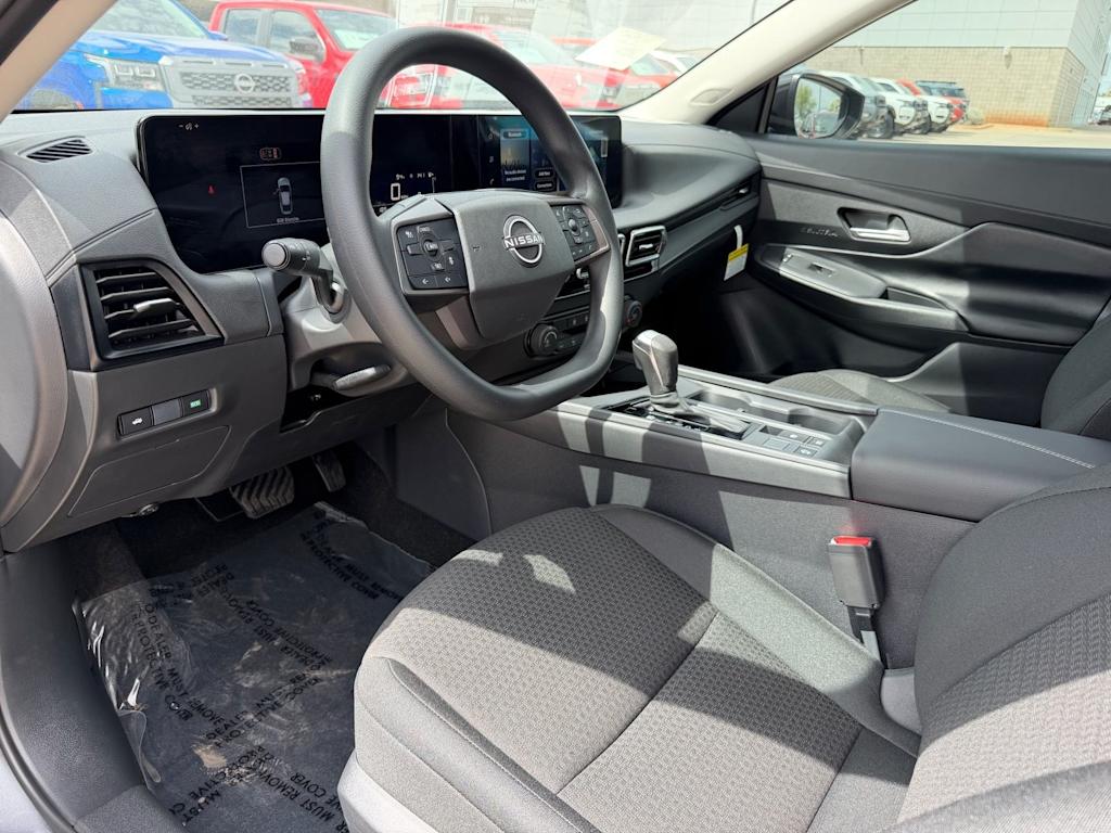 Thumbnail: 2026 Nissan Sentra - 2