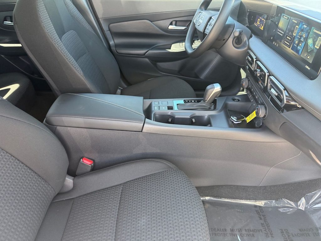 Thumbnail: 2026 Nissan Sentra - 9