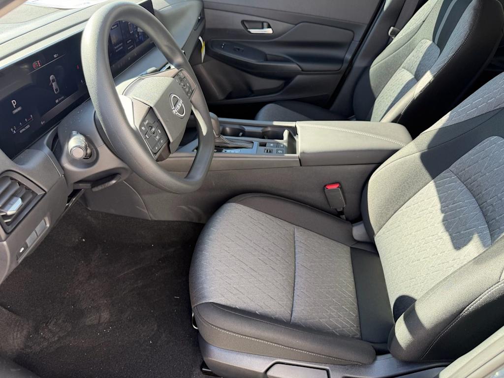 Thumbnail: 2026 Nissan Sentra - 8
