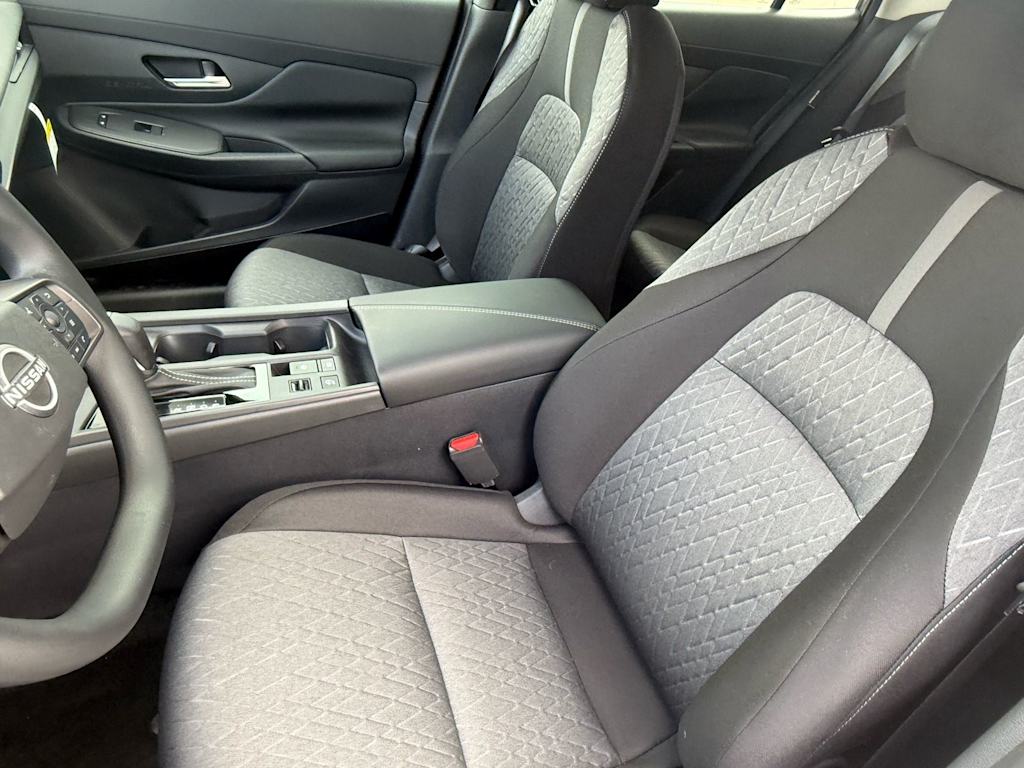 Thumbnail: 2026 Nissan Sentra - 7