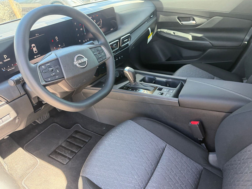 Thumbnail: 2026 Nissan Sentra - 10