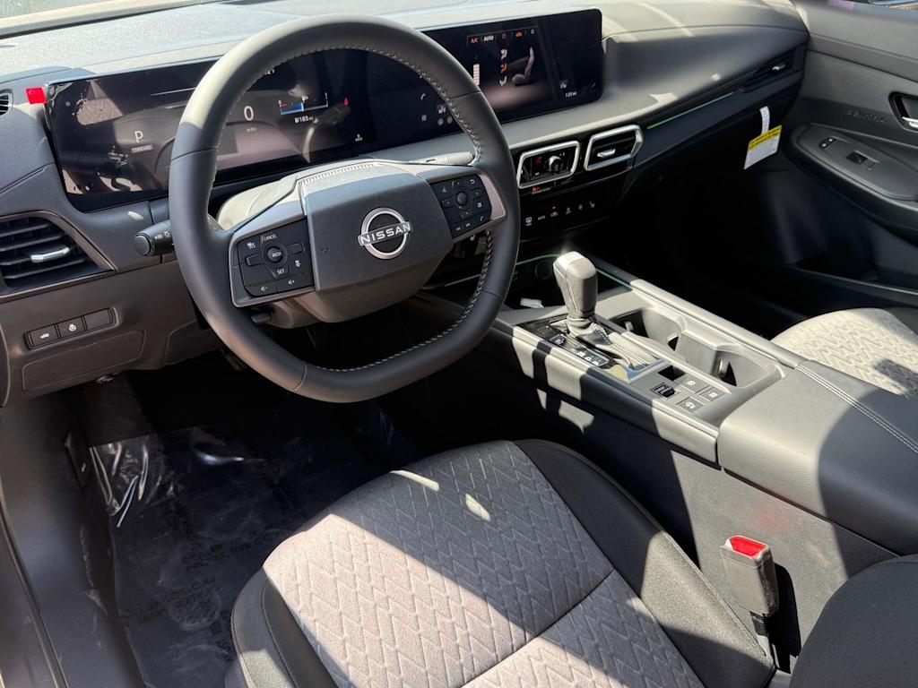 Thumbnail: 2026 Nissan Sentra - 2