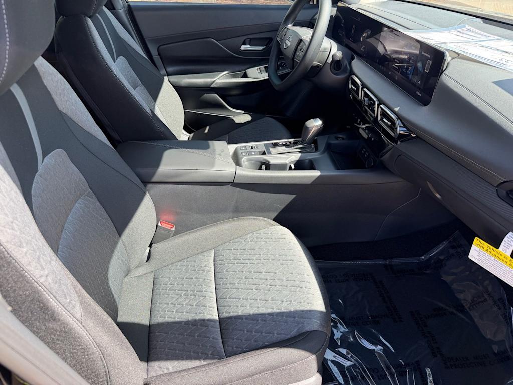 Thumbnail: 2026 Nissan Sentra - 9