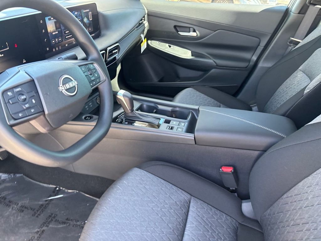 Thumbnail: 2026 Nissan Sentra - 20