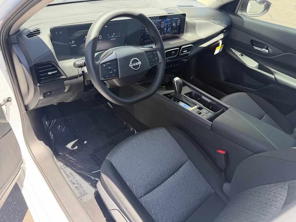 Thumbnail: 2026 Nissan Sentra - 2