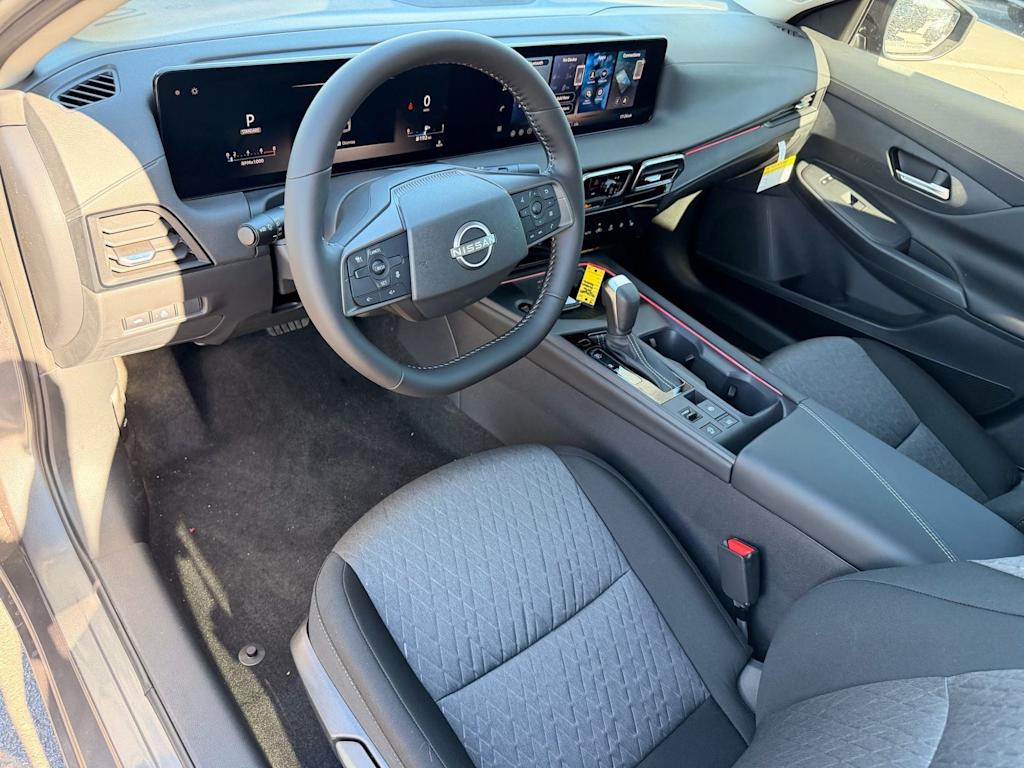 Thumbnail: 2026 Nissan Sentra - 2