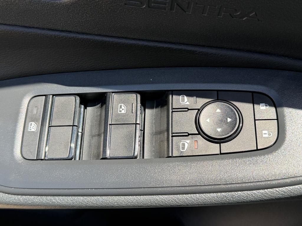 Thumbnail: 2026 Nissan Sentra - 19