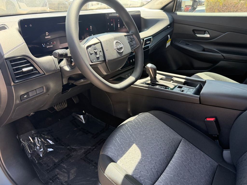 Thumbnail: 2026 Nissan Sentra - 2