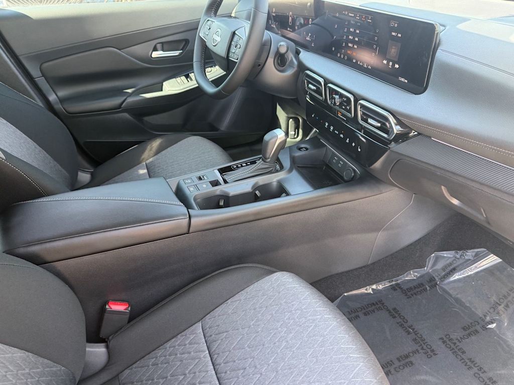 Thumbnail: 2026 Nissan Sentra - 2