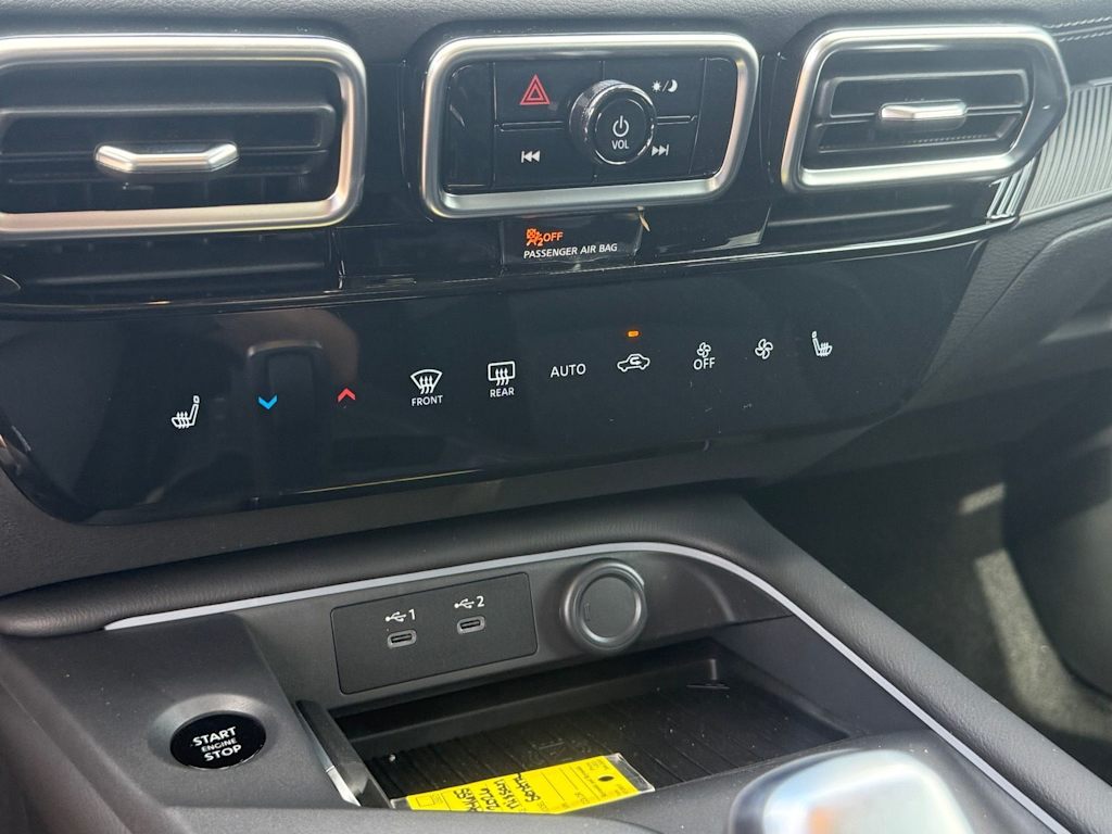 Thumbnail: 2026 Nissan Sentra - 17