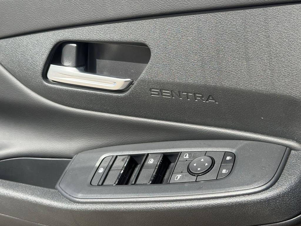 Thumbnail: 2026 Nissan Sentra - 25