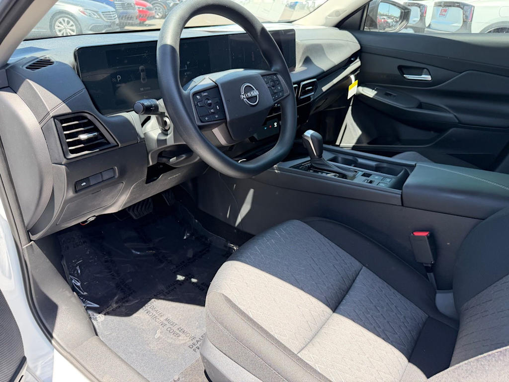 Thumbnail: 2026 Nissan Sentra - 2
