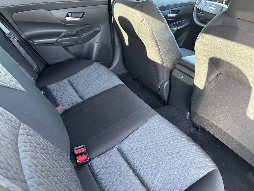 Thumbnail: 2026 Nissan Sentra - 10
