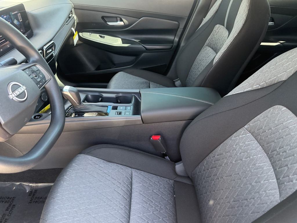 Thumbnail: 2026 Nissan Sentra - 21