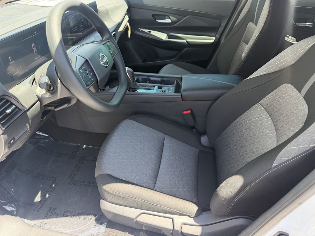 Thumbnail: 2026 Nissan Sentra - 6