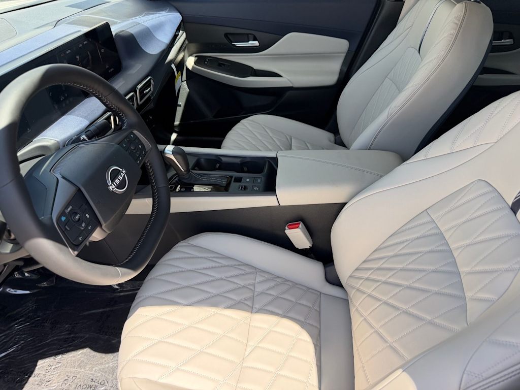 Thumbnail: 2026 Nissan Sentra - 9