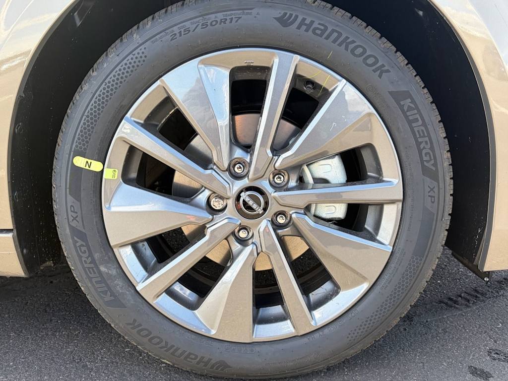 Thumbnail: 2026 Nissan Sentra - 7