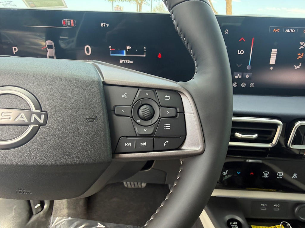 Thumbnail: 2026 Nissan Sentra - 32
