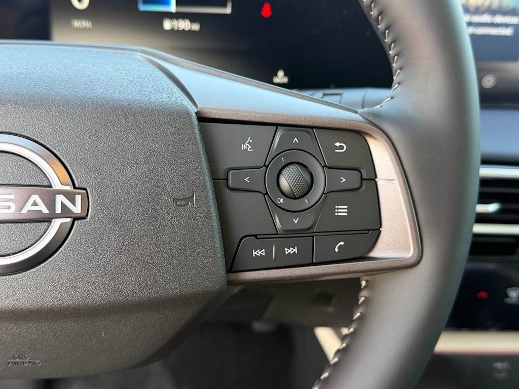 Thumbnail: 2026 Nissan Sentra - 32