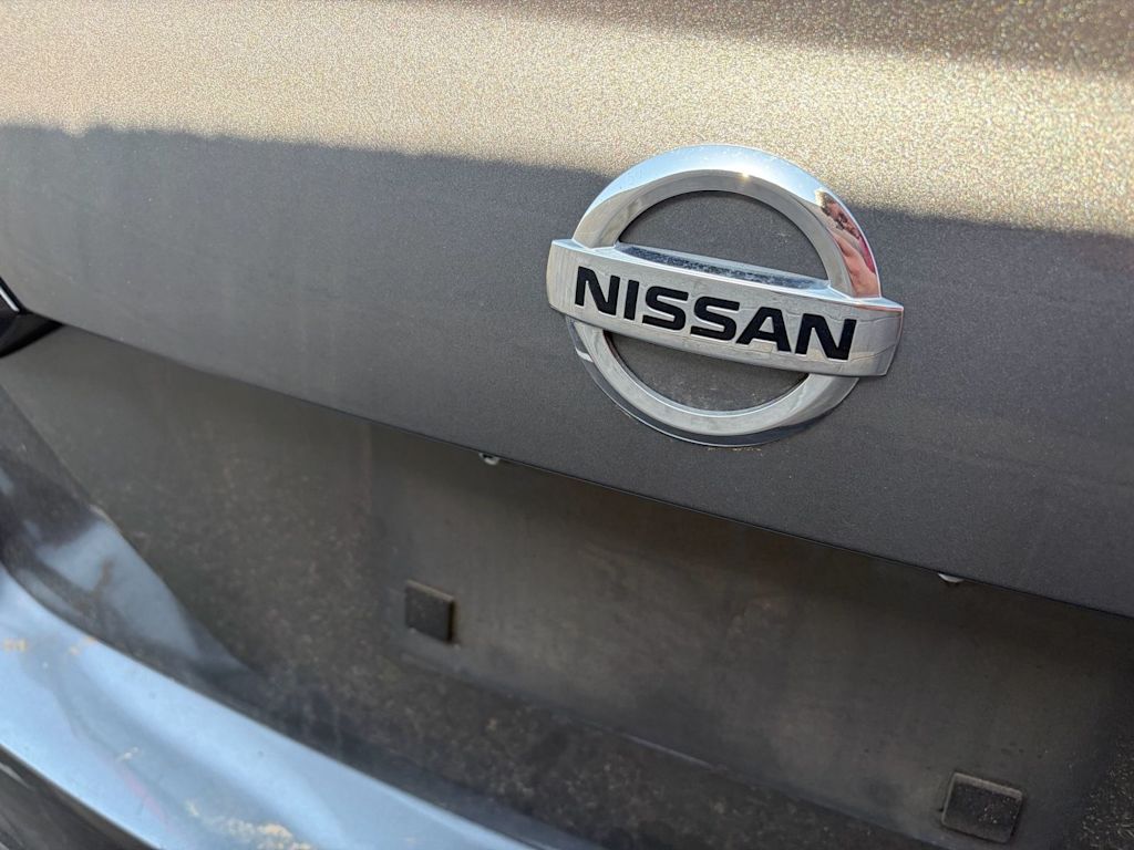 Thumbnail: 2021 Nissan Versa - 3
