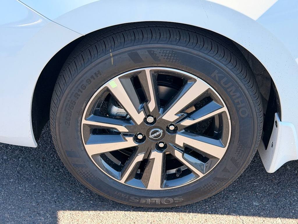 Thumbnail: 2025 Nissan Versa - 6