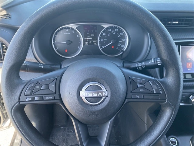 2025 Nissan Kicks S 25